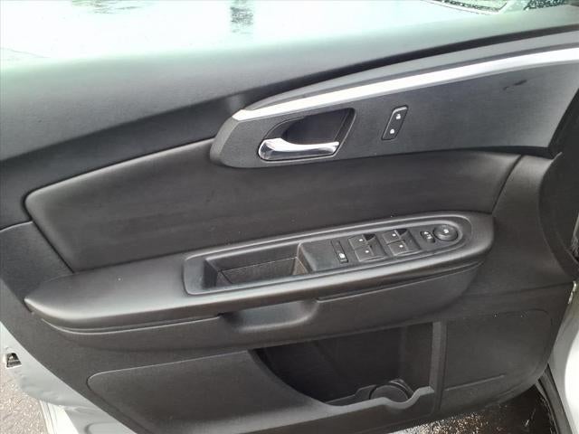 2011 Chevrolet Traverse LT w/1LT