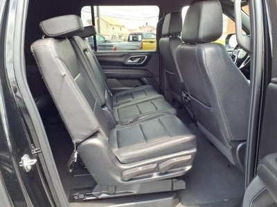 2023 Chevrolet Suburban LT