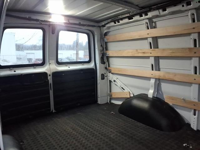 2024 GMC Savana Cargo 2500 Base