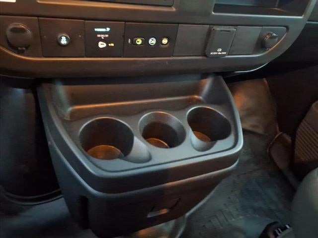 2024 GMC Savana Cargo 2500 Base