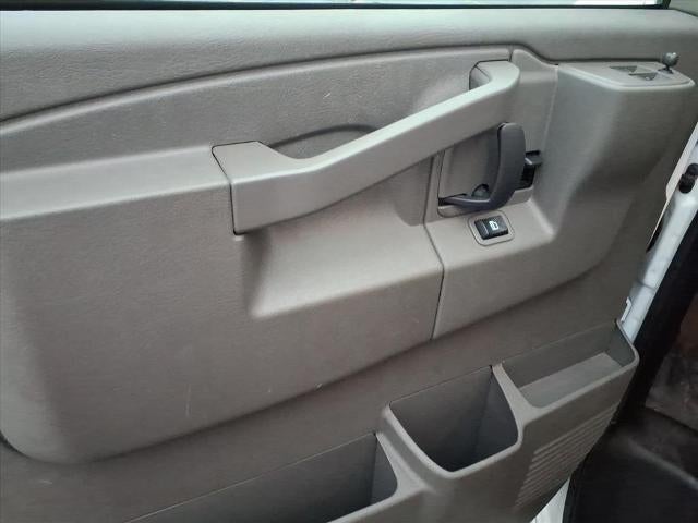 2024 GMC Savana Cargo 2500 Base