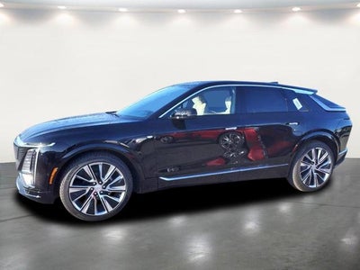 2024 Cadillac LYRIQ Luxury 3
