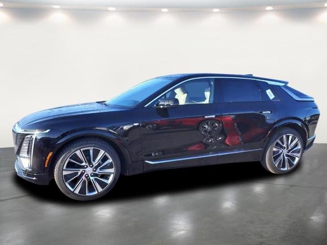 2024 Cadillac LYRIQ Luxury 3