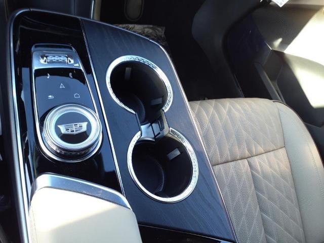 2024 Cadillac LYRIQ Luxury 3