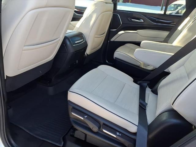 2023 Cadillac Escalade Sport