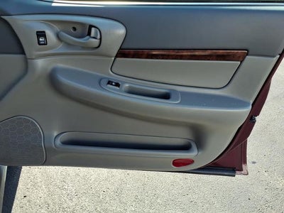 2003 Chevrolet Impala Base
