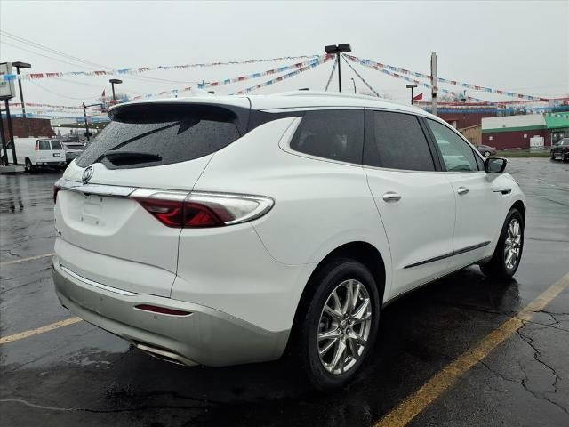 2023 Buick Enclave Essence