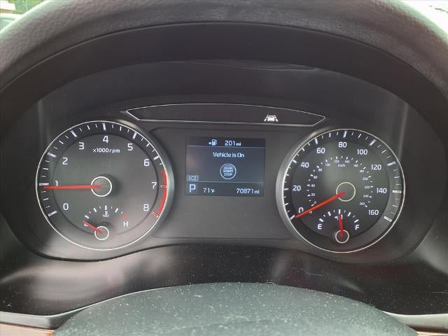 2019 Kia Cadenza Technology