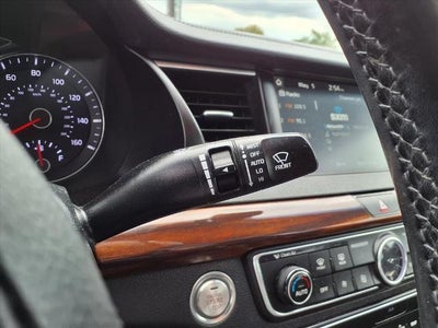2019 Kia Cadenza Technology