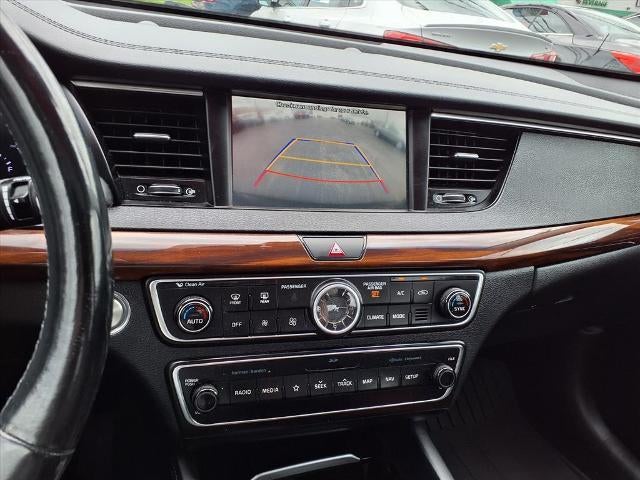 2019 Kia Cadenza Technology