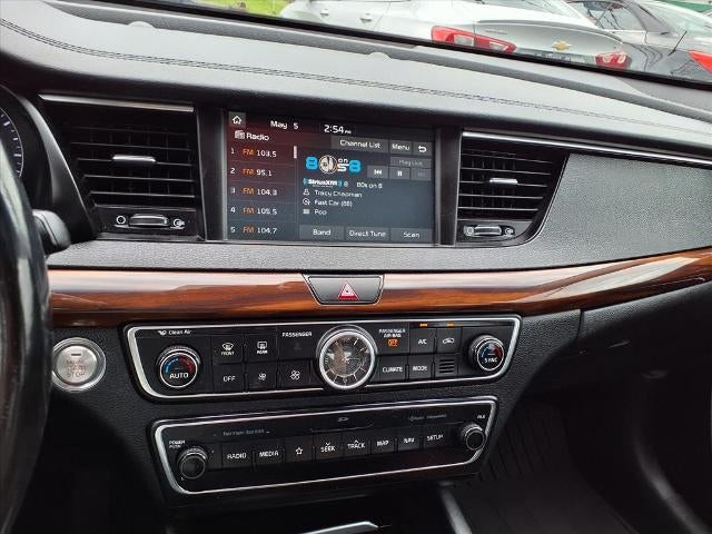 2019 Kia Cadenza Technology